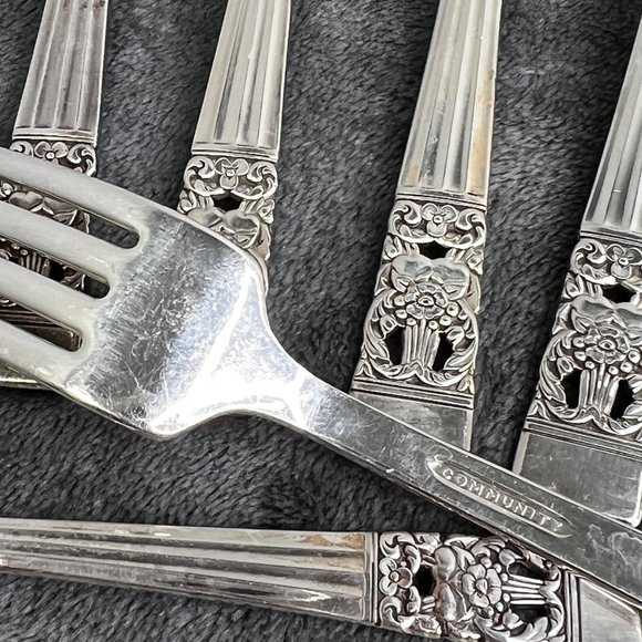 Oneida Community Silverplate Coronation Flatware Lot 41 Piece Serving Dinner - Picture 13 of 16